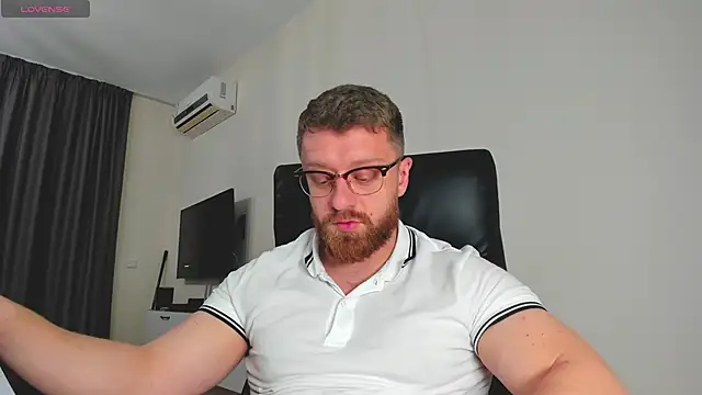 Chat XXX Live Findom_guy