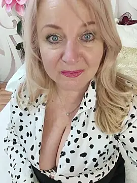 AvrilMillers Live XXX Chat