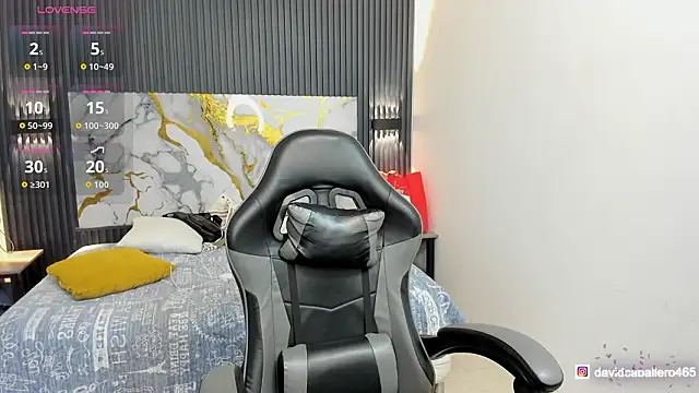 Estiv18_ live XXX chat