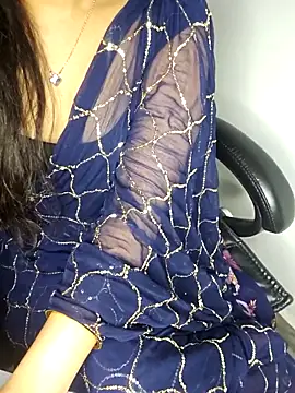 aliyaah_singh élő XXX-chatje