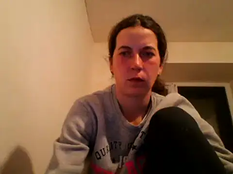 Tamilashaa Adlı Modelin Canlı XXX Sohbeti