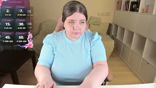 PlumPie's Live XXX Chat