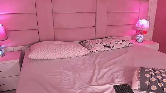 Chat +18 de VictoriaLasse ao vivo