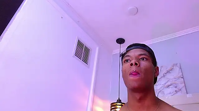 Santiago_Ortiz_'s Live XXX Chat