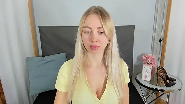 Chat +18 de MargaritaRose ao vivo