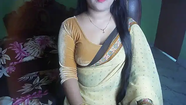 BengaliQueenStarのライブXXXチャット