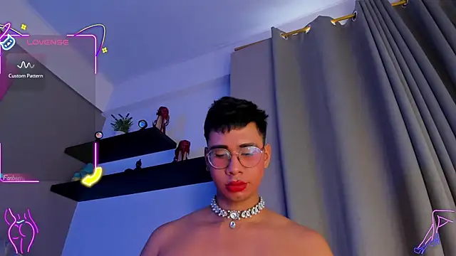 angel_mozz élő XXX-chatje