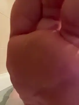 curvy-milf-abbie – Live XXX-chat