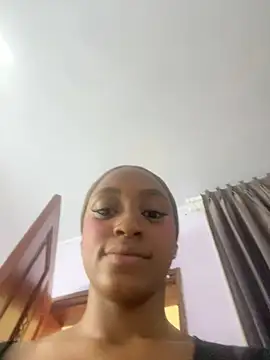 LiaTrainor Live XXX-chat