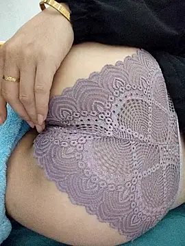 Webkamerová show Haralushiaaa