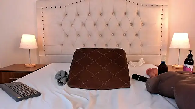 vivi_ruby Live XXX-chat