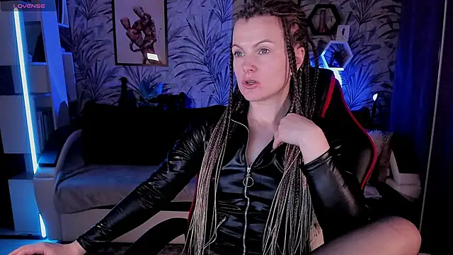 Chat XXX Live Devi_Evi