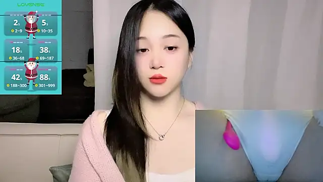 XXX chat uživo modela woaiqinqin