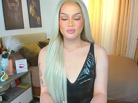 fiftyshadesshera Adlı Modelin Web Kamerası Şovu