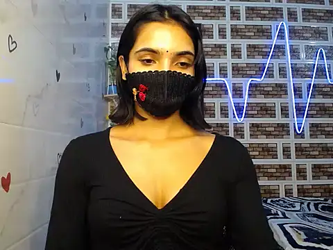 Chat XXX en directo de Tisya-24