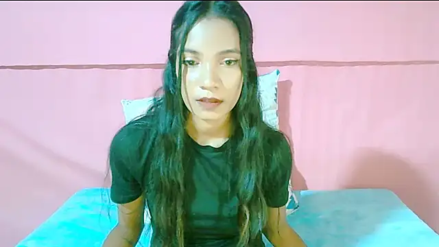 Chatroom XXX en direct de 1SweetIndian