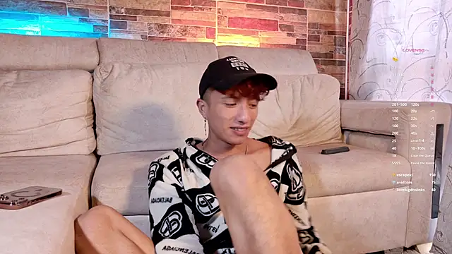 mhatias_ Chat XXX in diretta