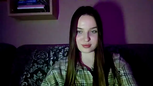 BratzDollVibes' Live XXX Chat