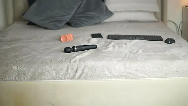 Онлайн чат XXX AprilHadid