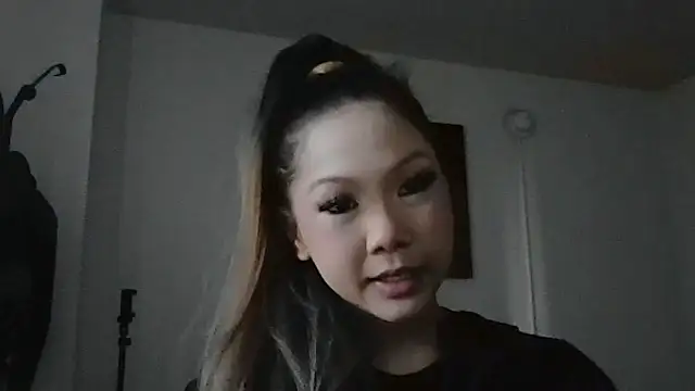 cryptokimgirl's Live XXX Chat