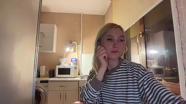 Chatroom XXX en direct de AngelJeni