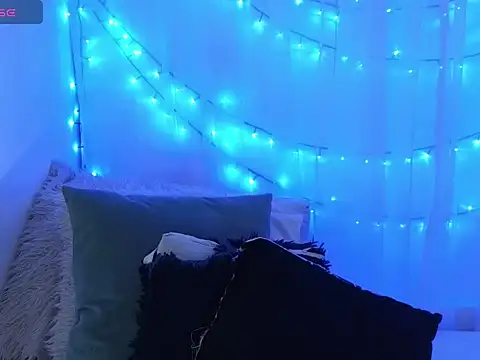 ninaa_fox Chat XXX in diretta