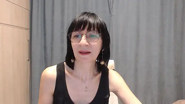 Онлайн чат XXX Erica95Bloom