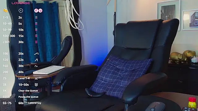 HenryBenso: онлайн-секс-чат