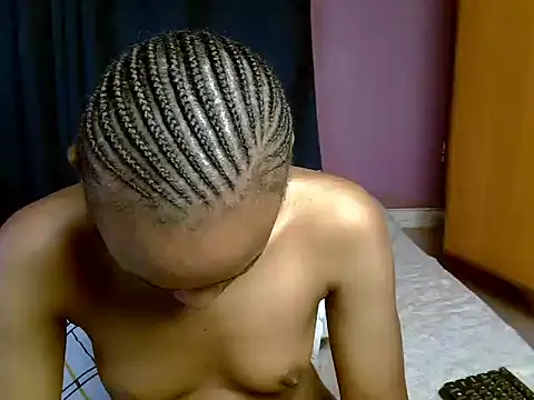 Queen_petite_n Live XXX chat