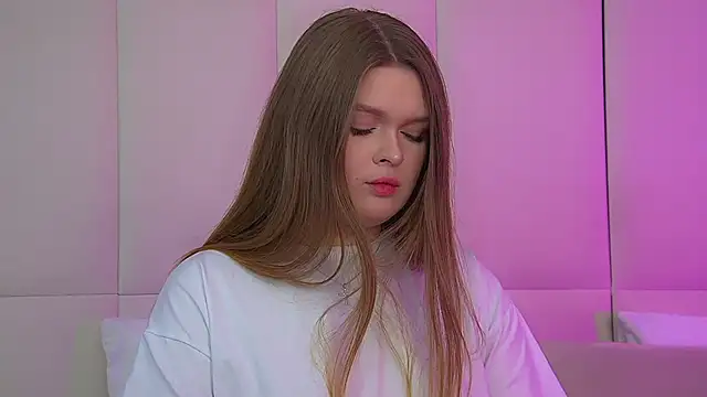 CrystalLyonsn Live XXX chat