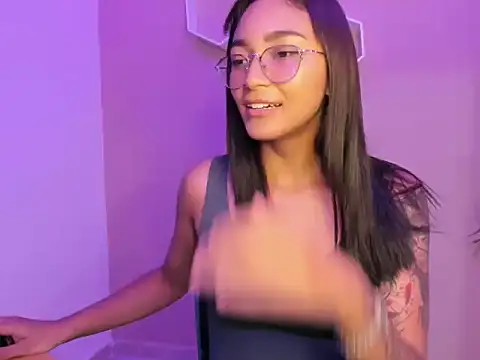 ASIAM_BRUNETのライブXXXチャット