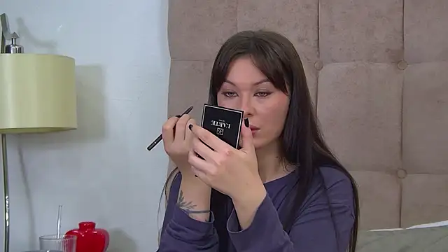 دردشة AlexandraBloom الجنسية المباشرة