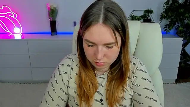 Chat +18 de Sofii_darling ao vivo