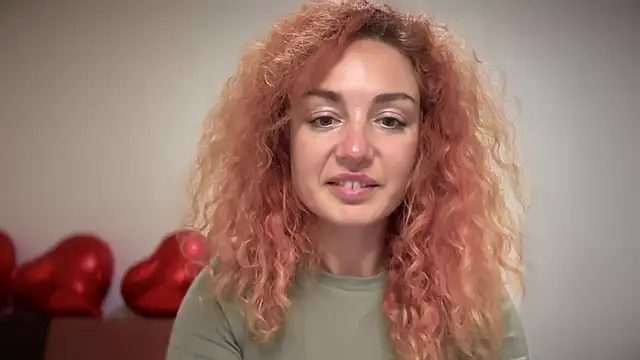 Reddgiirl: онлайн-секс-чат