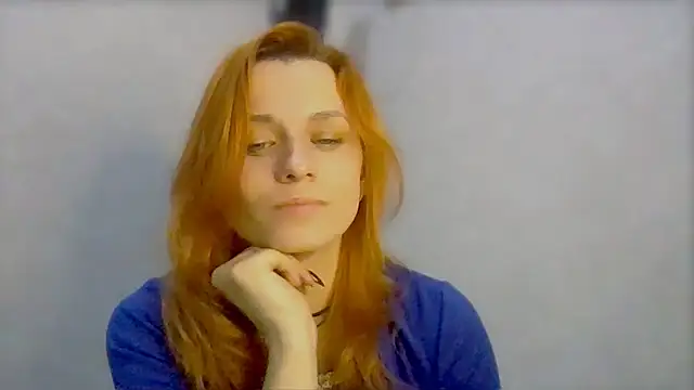 PeppyMia – Naživo XXX chat