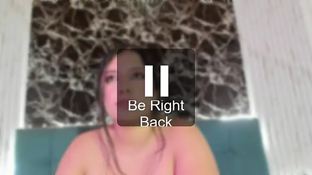 Chat +18 de x_Adeline_ ao vivo