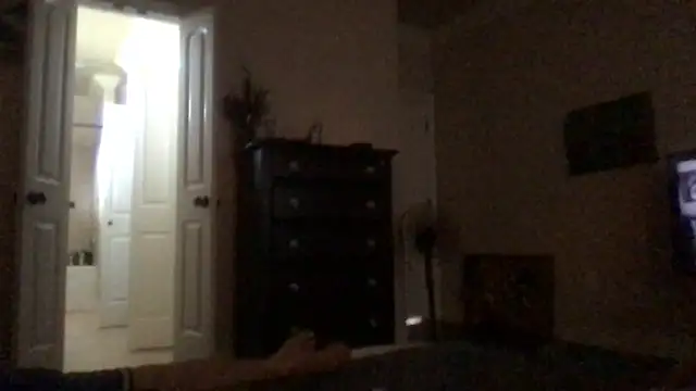 Онлайн чат XXX Trophy_Milf