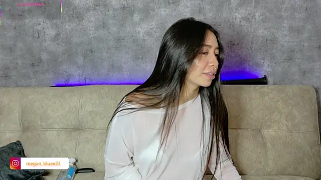 megan_bluee23 live XXX chat