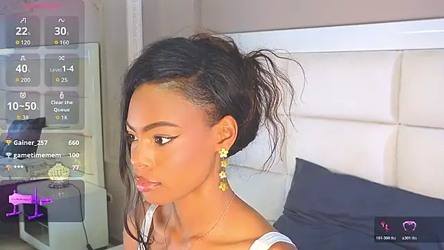 adaraSmiith's Live XXX Chat