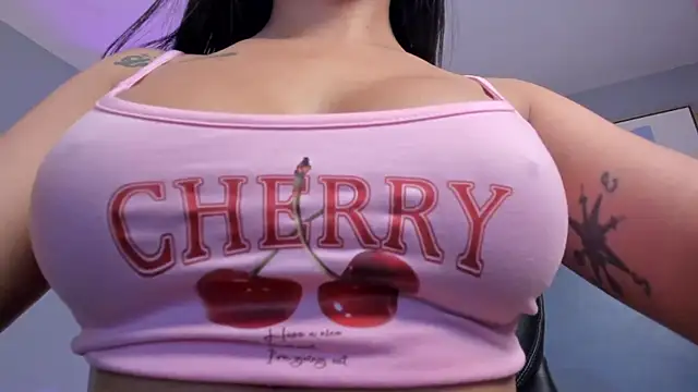 KatieNolan_1's Live XXX Chat