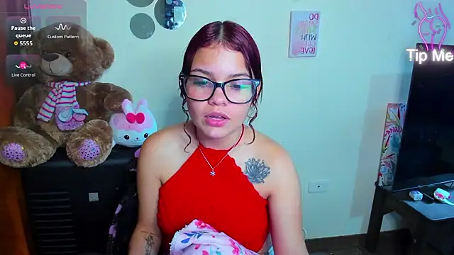 XXX chat uživo modela Ema__Luna
