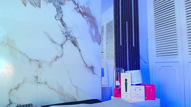 Chatroom XXX en direct de BellaHarpeer