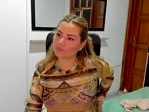 Show de Julieta_star_ na webcam