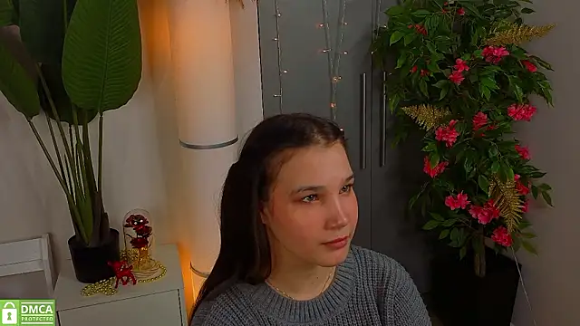 EnidRitzel: διαδικτυακό σόου στην κάμερα