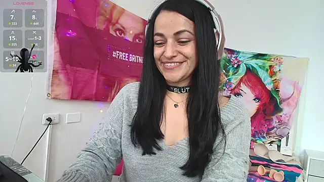 LovelyAzucena live XXX chat