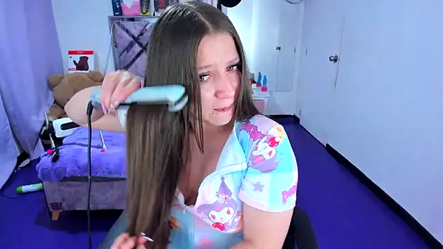 Chat +18 de Luna_Analya ao vivo