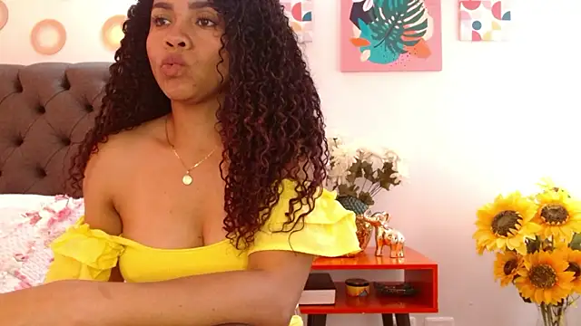 Valentina-Ferrer Adlı Modelin Canlı XXX Sohbeti