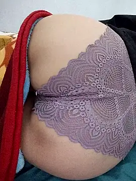 Haralushiaaa 在線直播表演