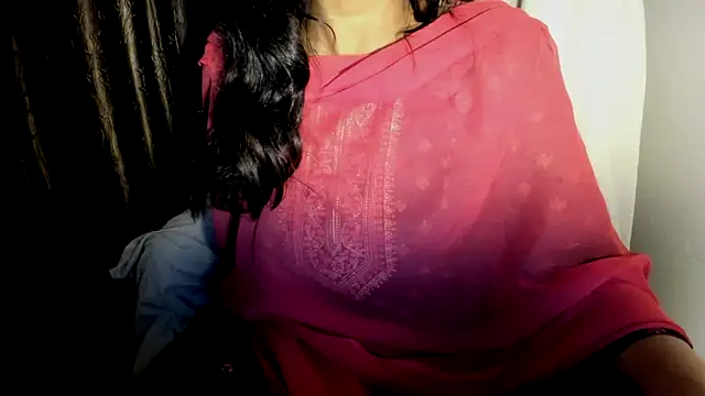 TheShyGirl_ Chat XXX in diretta