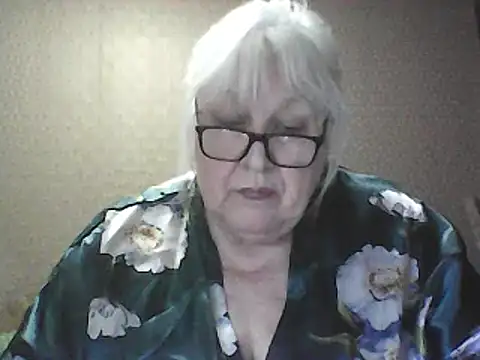 Alexia64231 live XXX chat